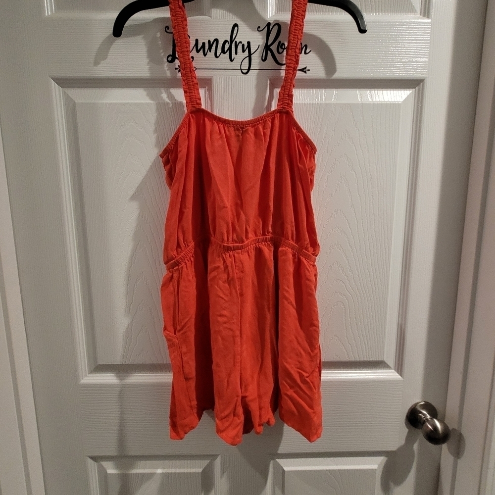 Express 100% Rayon Romper Jumpsuit Shorts Women's Size Medium - Picture 5 of 15